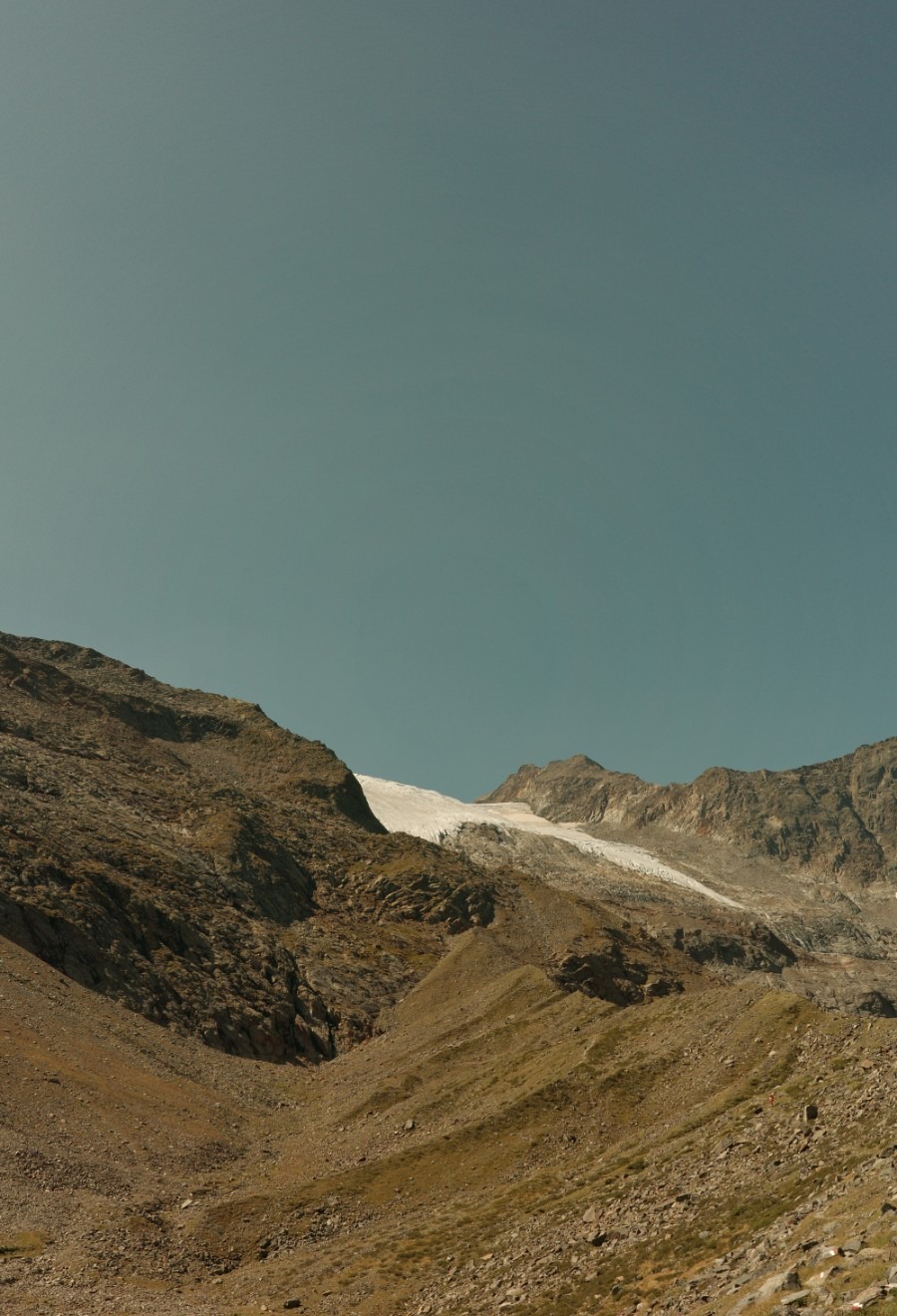 Gletscher ist sichtbar selbst im Sommer von der Blauen Lacke aus