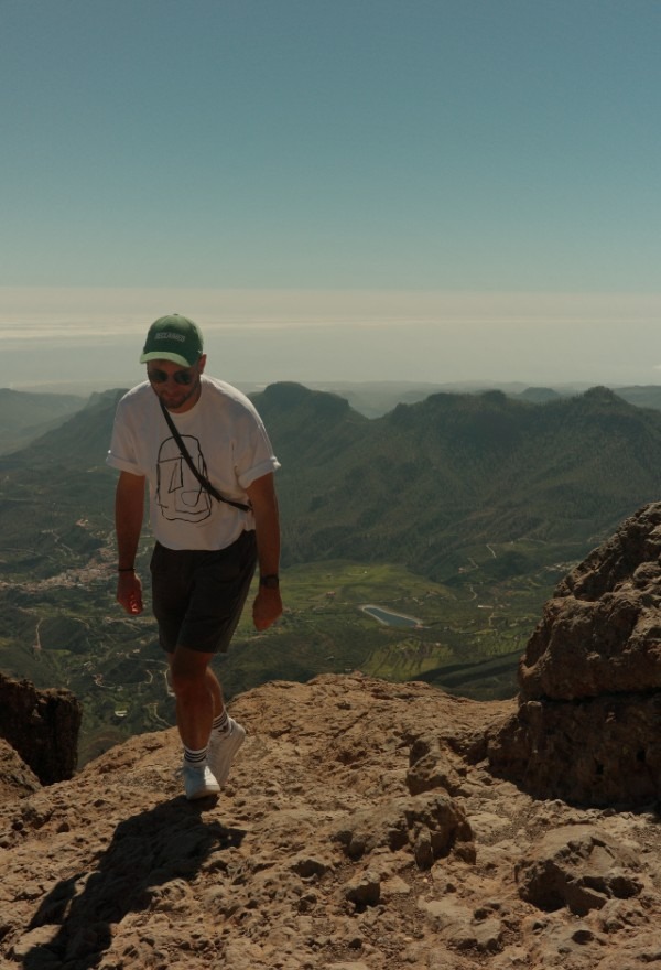 Wandern auf Gran Canaria mit Blick auf de